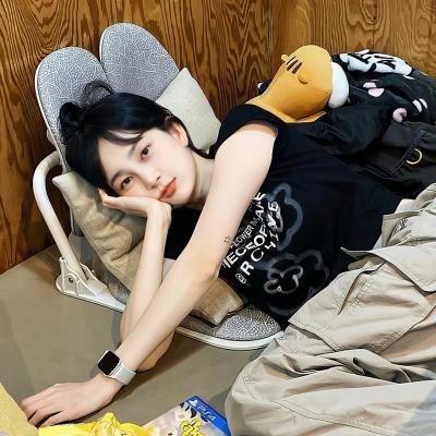 女孩爱爱日记 海报